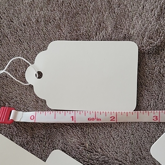 Box of Paper Tags - Picture 5 of 7